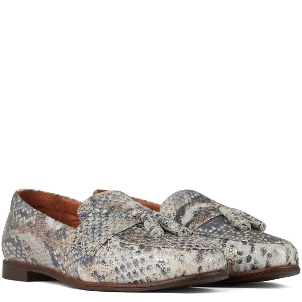 Moda in Pelle Loafers in Gold