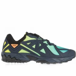 New Balance 610 Trainers in Navy