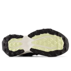 New Balance Balance Tektrel in Black