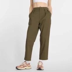 New Balance Boylston Twill Tapered Pants in Green