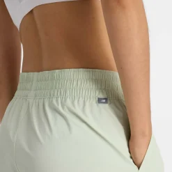 New Balance Graphic Stretch Woven Pocket Shorts in Mint