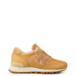 New Balance Low Top Sneakers in Brown