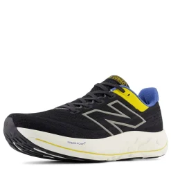 New Balance Mens Fresh Foam Vongo V6 Running Shoes in Black