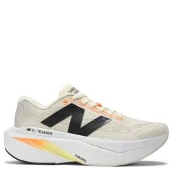New Balance Mens Fuelcell Supercomp Trainer V3 in White