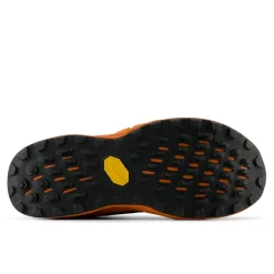 New Balance Mens V8 Trail Running Shoes in Black