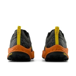 New Balance Mens V8 Trail Running Shoes in Black