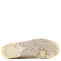 New Balance 650r Trainers in Beige