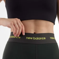 New Balance Sleek High Rise 25 Sport Leggings in Black