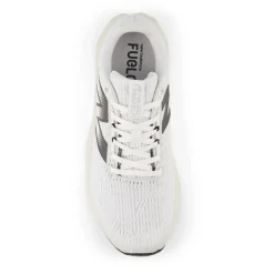 New Balance Womens Balance Fuelcell Propel V5 Running Trainers in White