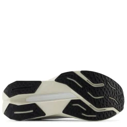 New Balance Womens Balance Fuelcell Propel V5 Running Trainers in White