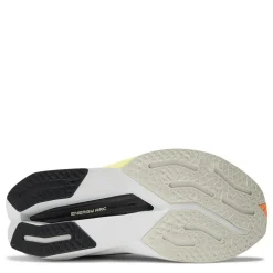 New Balance Womens Fuelcell Supercomp V3 Trainer in White