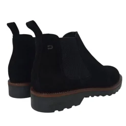 Nicholas Deakins Republic in Black