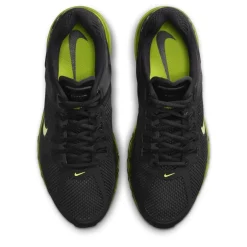 Nike Air Max 2013 Low Top Sneakers in Black