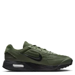 Nike Air Max Verse Low Top Sneakers in Green