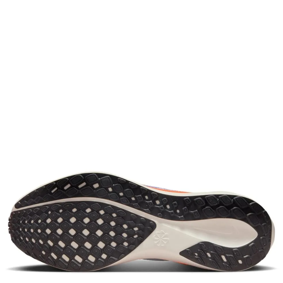 Nike Air Zoom Pegasu Low Top Road Shoes in Multi