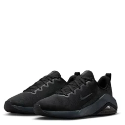 Nike Bella 7 Trainers in Black