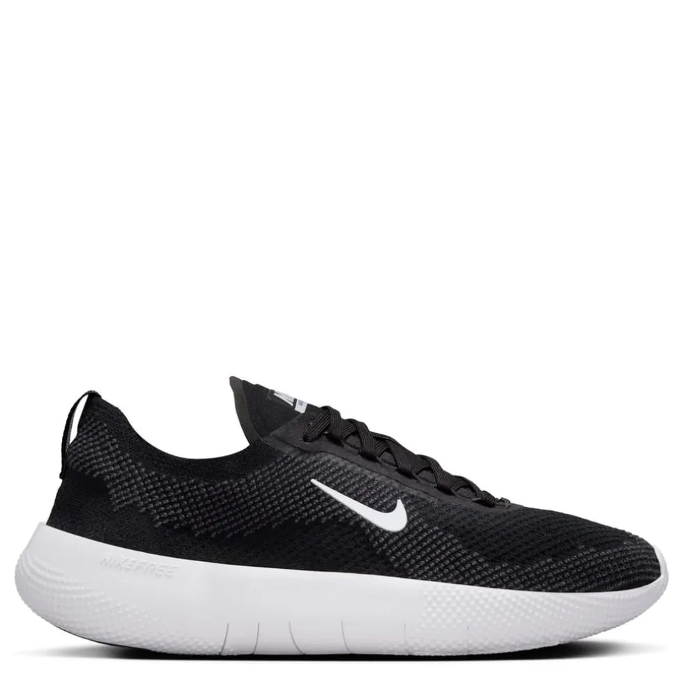 Nike Free 25 Low Top Sneakers in Black