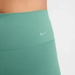 Nike Hr 8in Shorts in Multi
