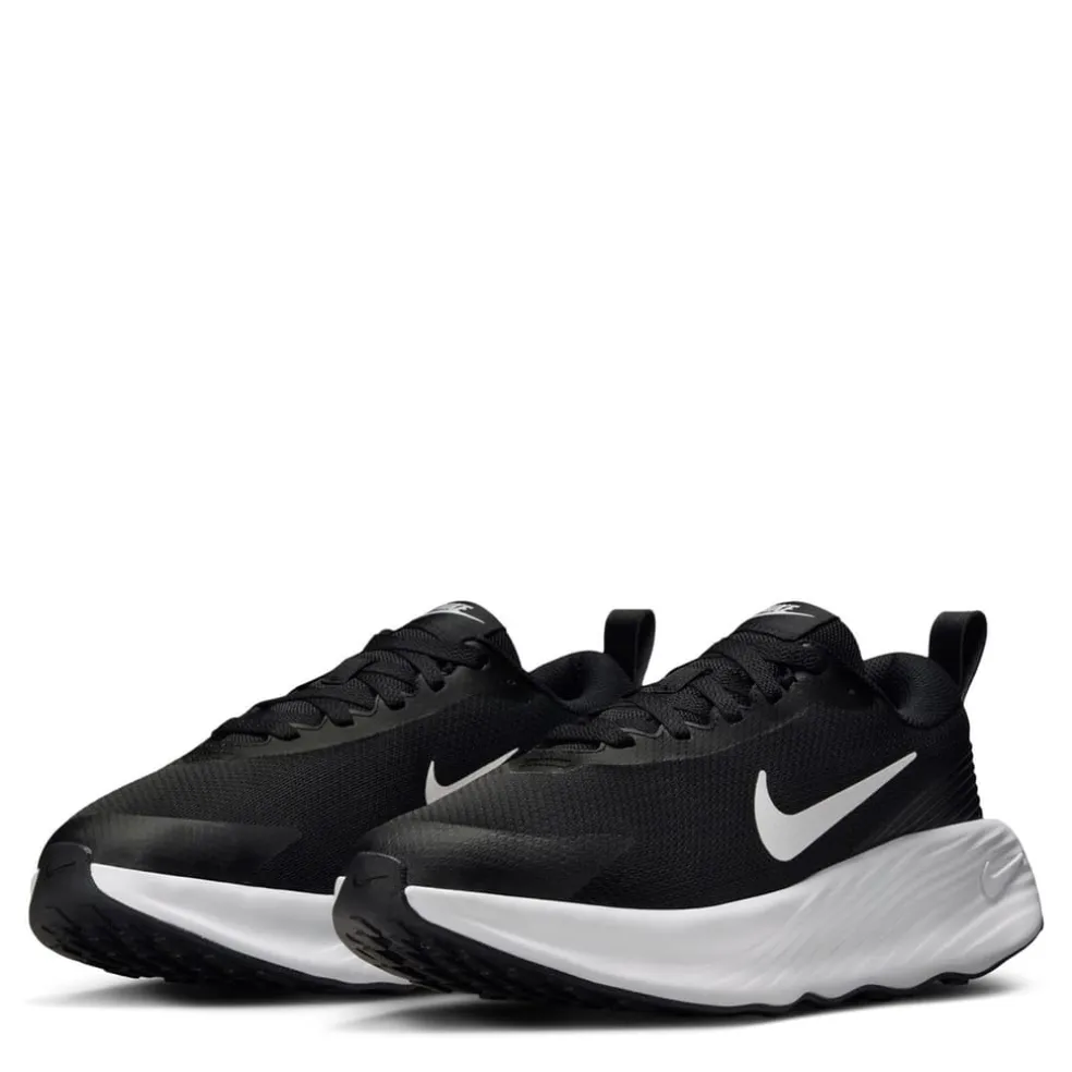Nike Legend Essential 4 Low Top Sneakers in Black