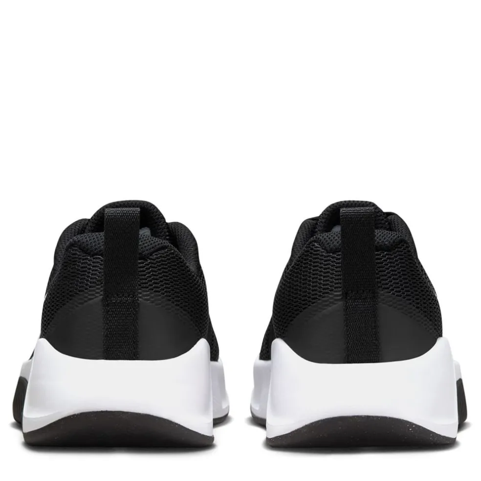 Nike Mc Trainer 3 Workout Trainers in Black