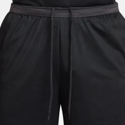 Nike Mens Dna Dri Fit 8 Basketball Shorts in White