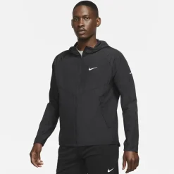 Nike Mens Miler Repel Running Jacket in Black
