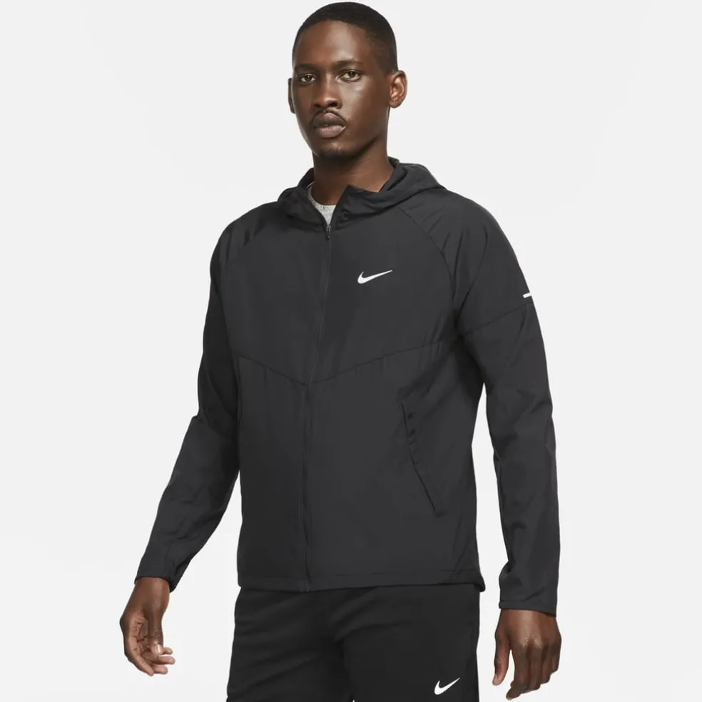 Nike Mens Miler Repel Running Jacket in Black