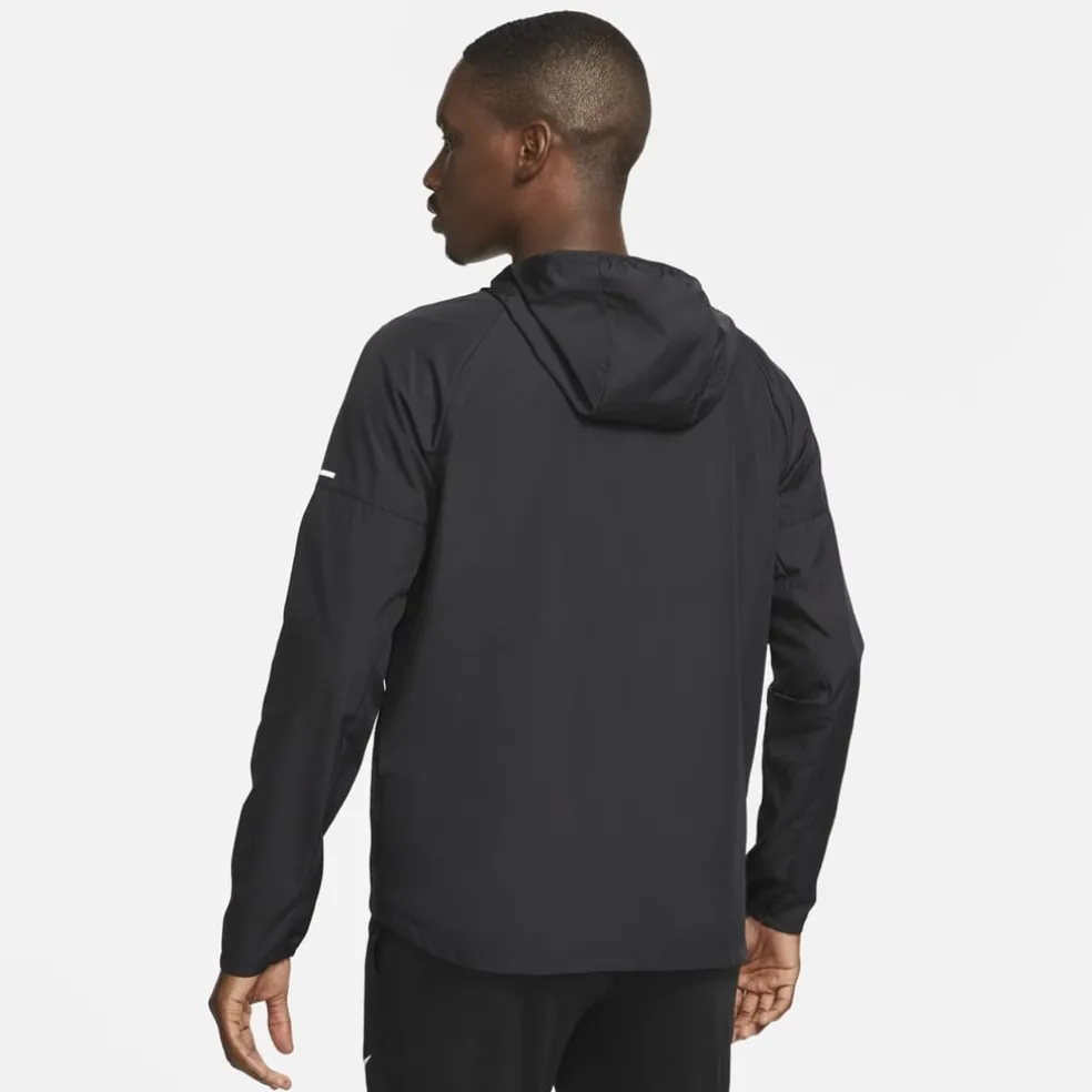 Nike Mens Miler Repel Running Jacket in Black