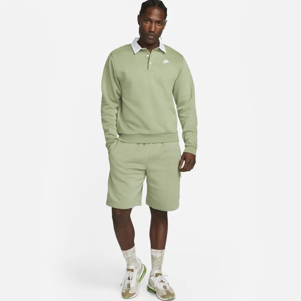 Nike Mens Sportswear Club Cargo Shorts in Green