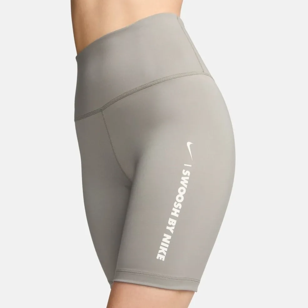 Nike One Hr Tight in Multi