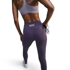 Nike One Hr Tight in Multi