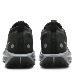 Nike Pegasus Trail 5 Gore Tex Flat Heel Trainers in Black