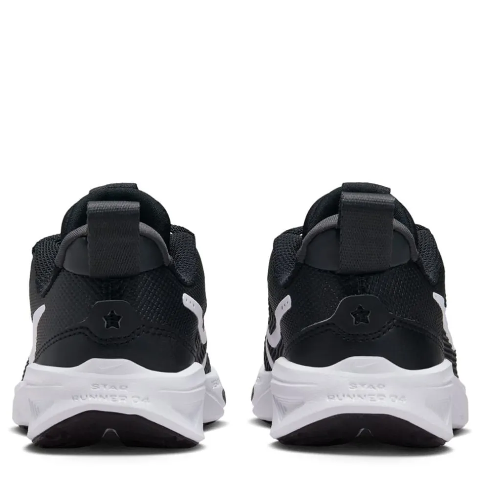 Nike Star Runner 4 Little Kids Shoes in Black