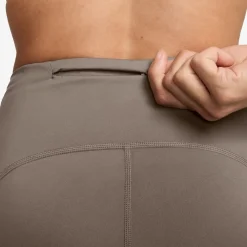 Nike Swift 7/8 Athletic Pants in Brown