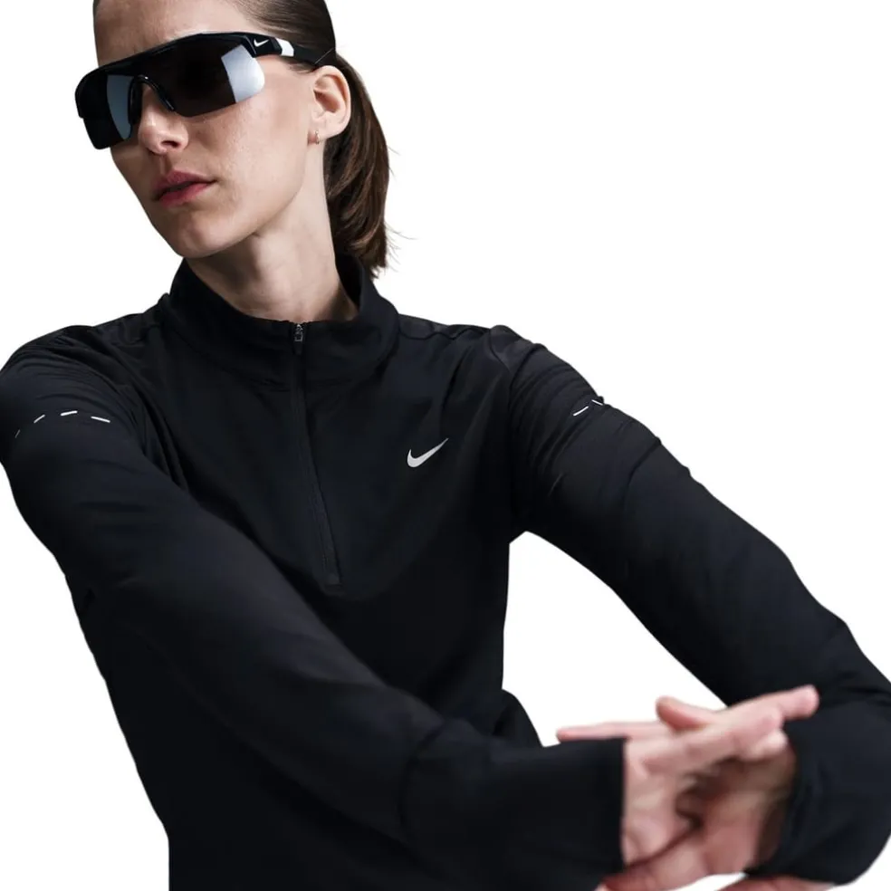 Nike Swift Half Zip in Black