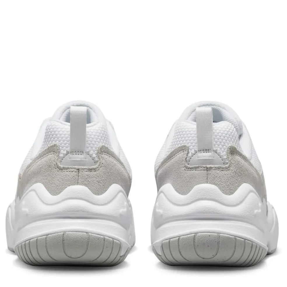 Nike Tech Hera Chunky Trainers in White