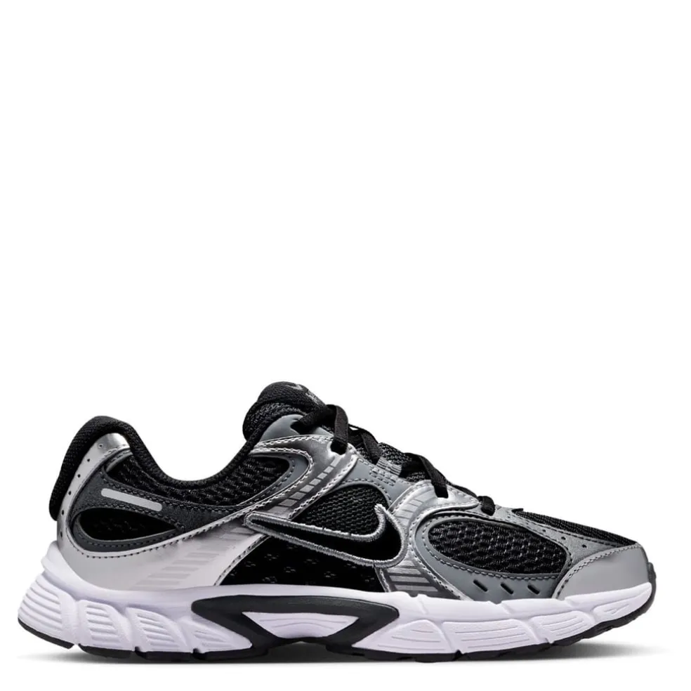 Nike V5 Rnr Shoes Juniors in Black