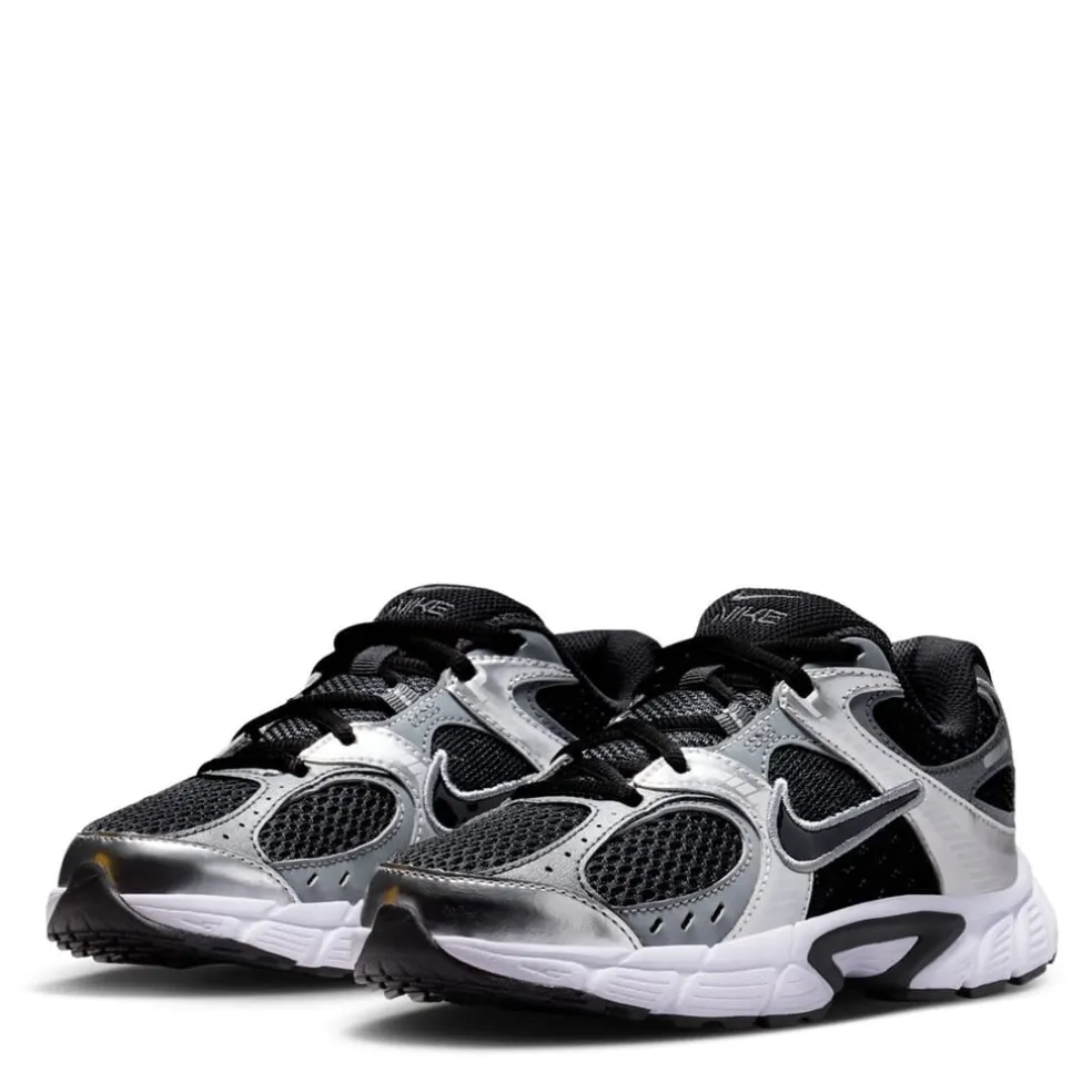Nike V5 Rnr Shoes Juniors in Black