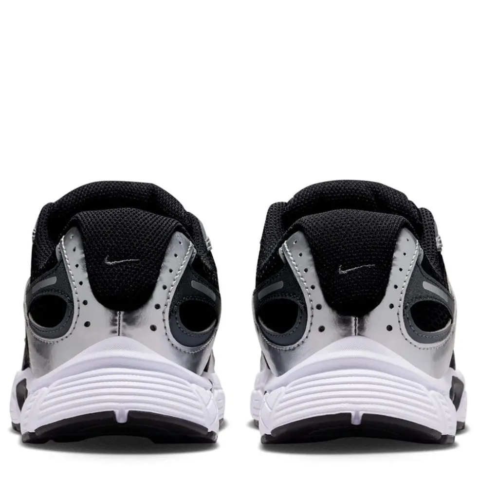 Nike V5 Rnr Shoes Juniors in Black