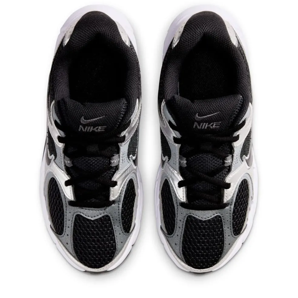 Nike V5 Rnr Shoes Juniors in Black