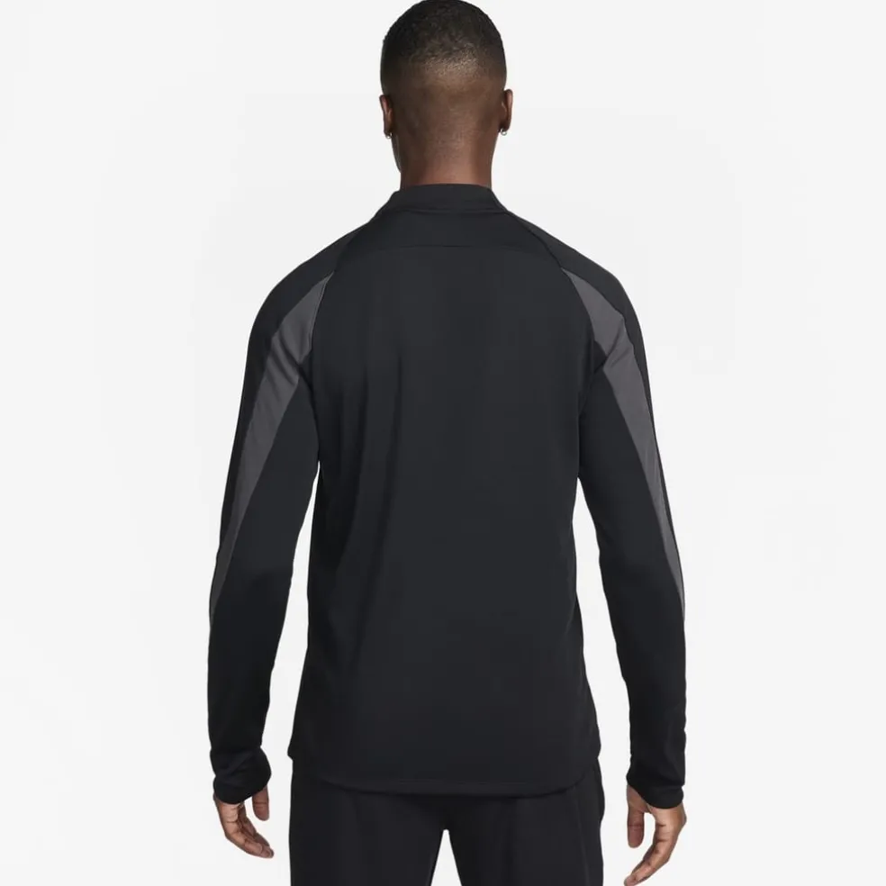Nike Winter Warrior Therma Mock Neck Sweatshirt in Black