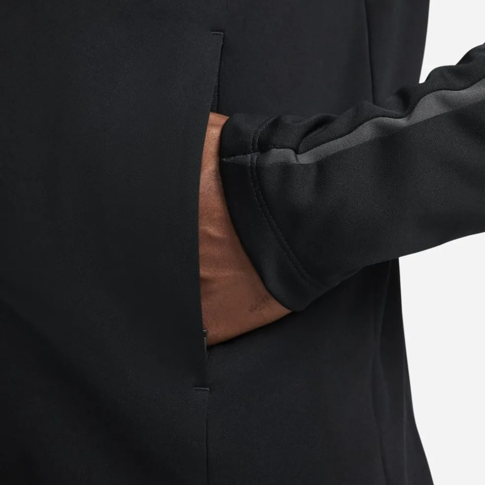 Nike Winter Warrior Therma Mock Neck Sweatshirt in Black