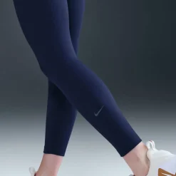 Nike Womens One High Rise 7 8 Tight in Blue