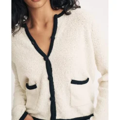 Nobodys Child V-Neck Regular Fit Long Sleeve Sweater in Cream