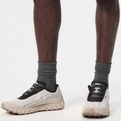 Norda Trainers in Beige