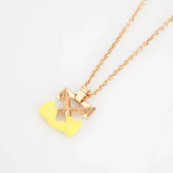 Off White Arrow Bloob Necklace in Yellow