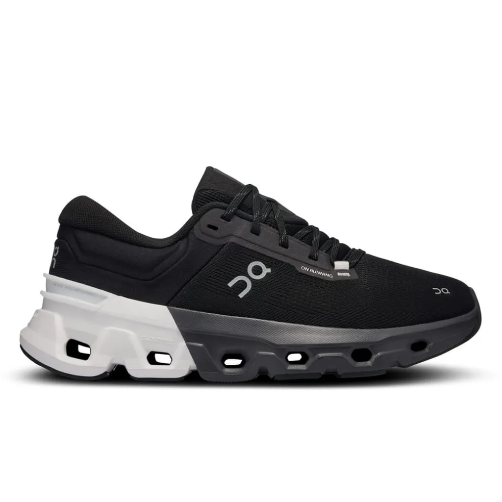 On Cloudflyer 5 in Black