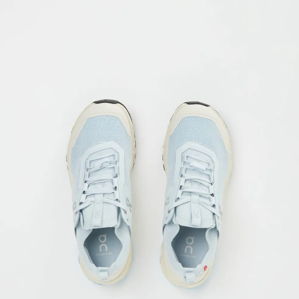 On Cloudultra 2 in Blue