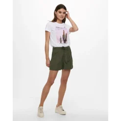 Only Lemon Rib Woven Shorts in Green