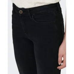 Only Wide Leg Regular Fit Jean in Black